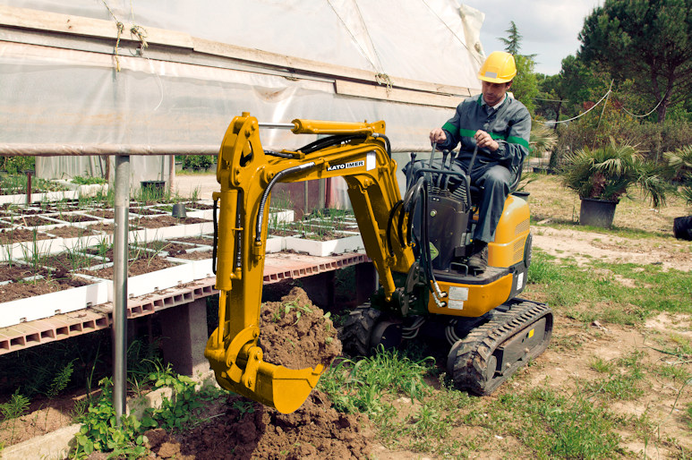 KATO 9VXE Minibagger für Baugewerbe und GaLaBau KATO 9VXE Minibagger
