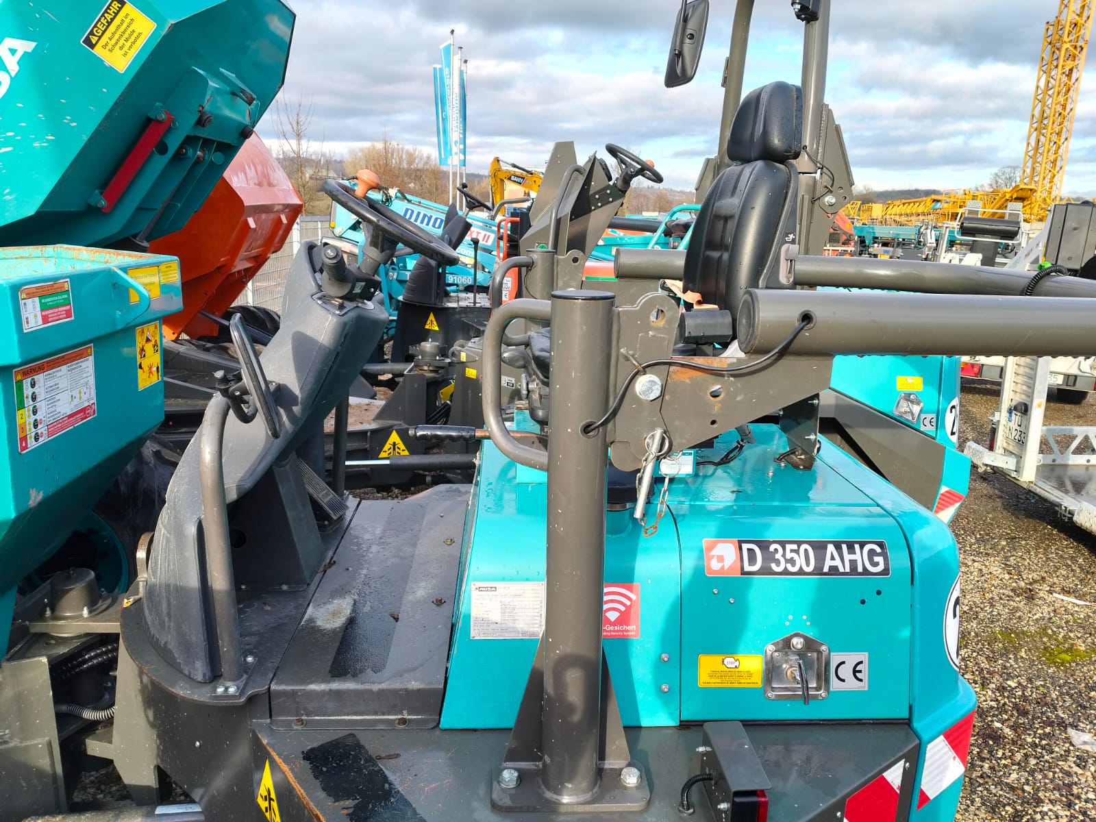 Raddumper Ausa D 350 AHG mit Drehmulde Raddumper Ausa D 350 AHG mit Drehmulde gebraucht kaufen