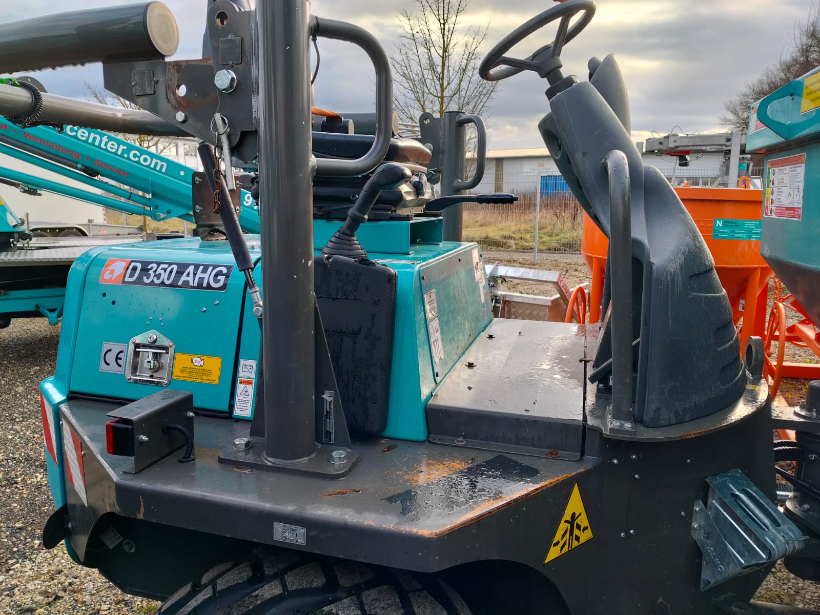 Raddumper Ausa D 350 AHG mit Drehmulde Raddumper Ausa D 350 AHG mit Drehmulde gebraucht kaufen