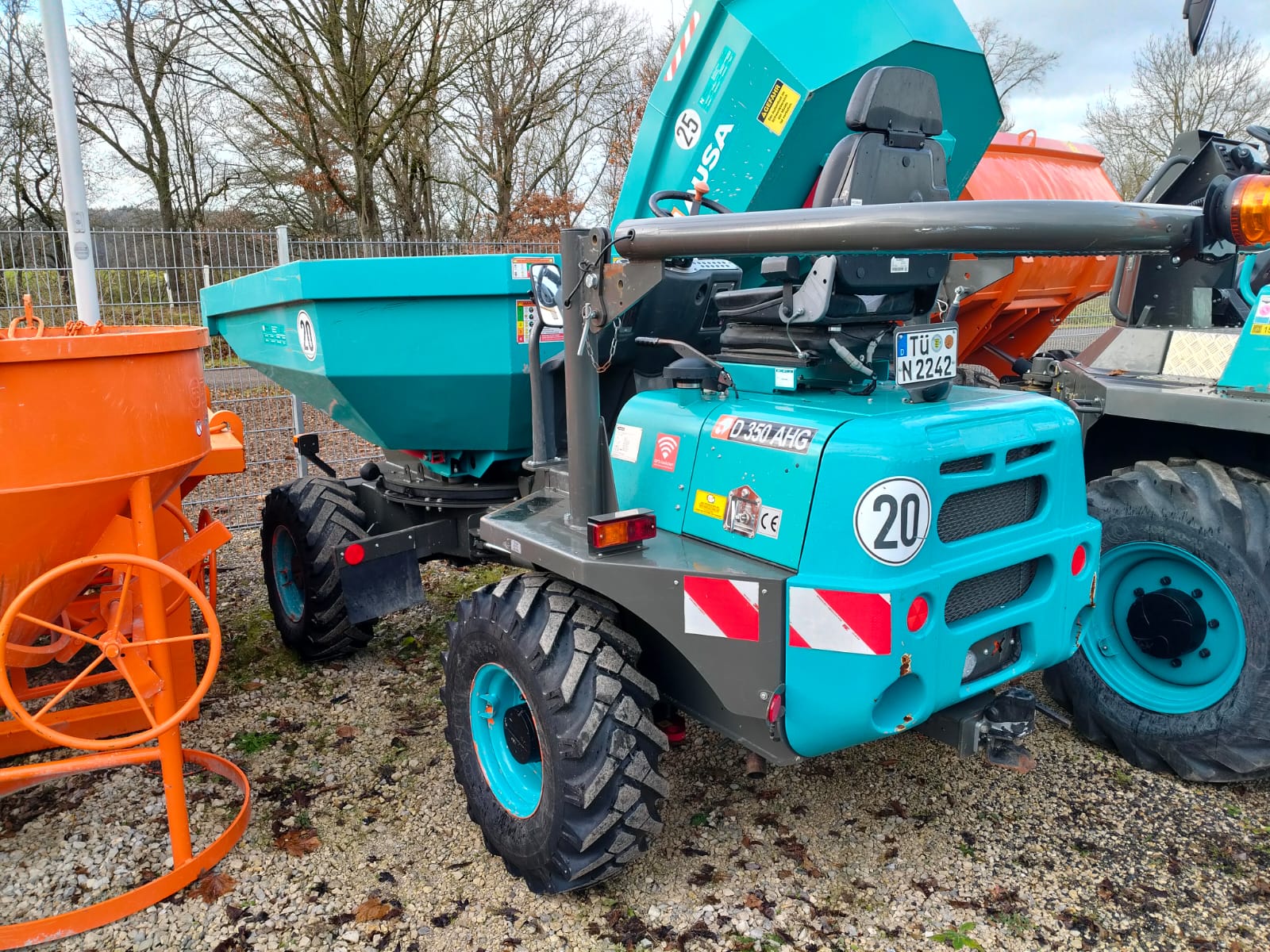 Raddumper Ausa D 350 AHG mit Drehmulde Raddumper Ausa D 350 AHG mit Drehmulde gebraucht kaufen