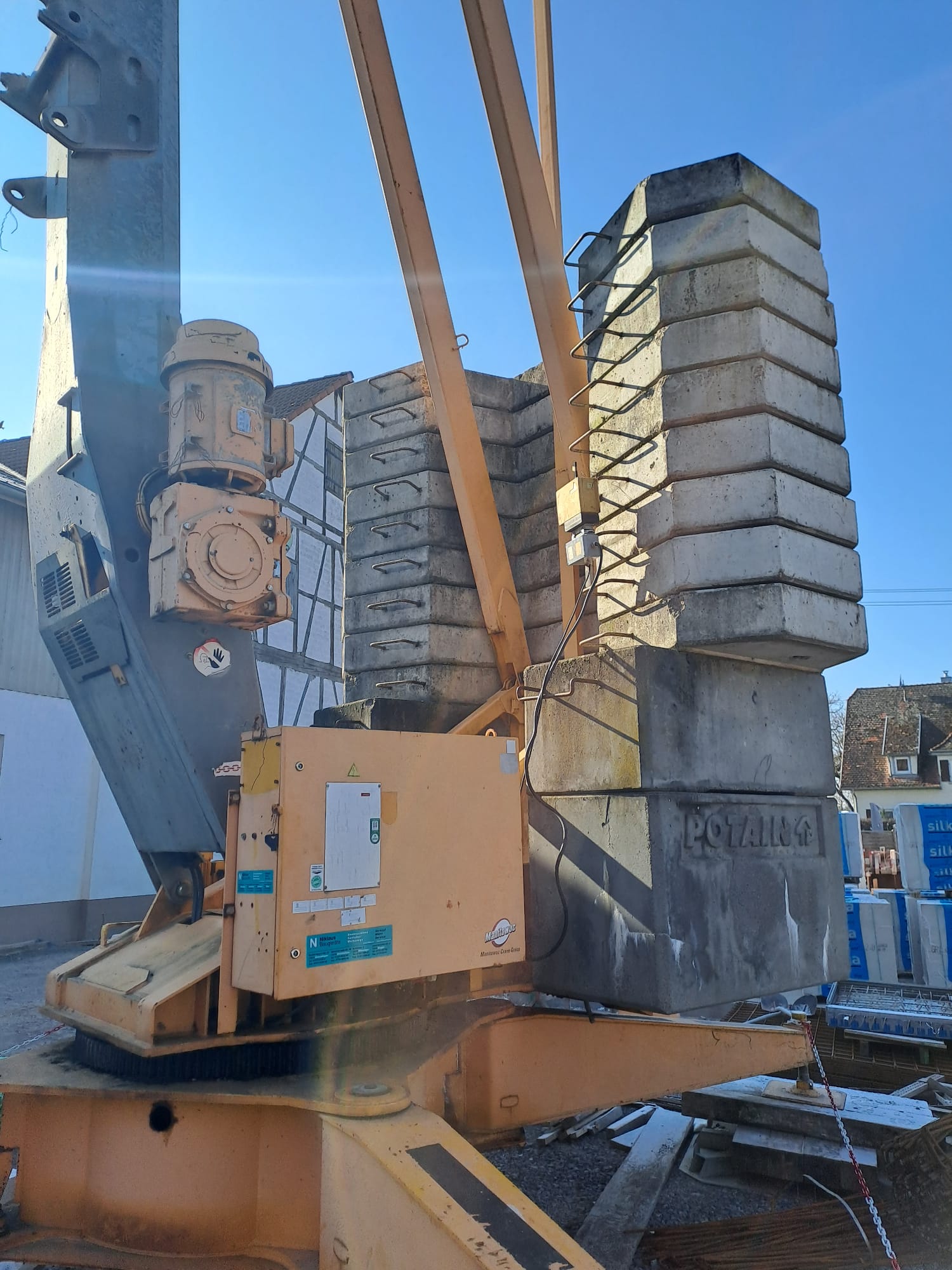 Baukran POTAIN HD 40A Baukran POTAIN HD 40A gebraucht kaufen