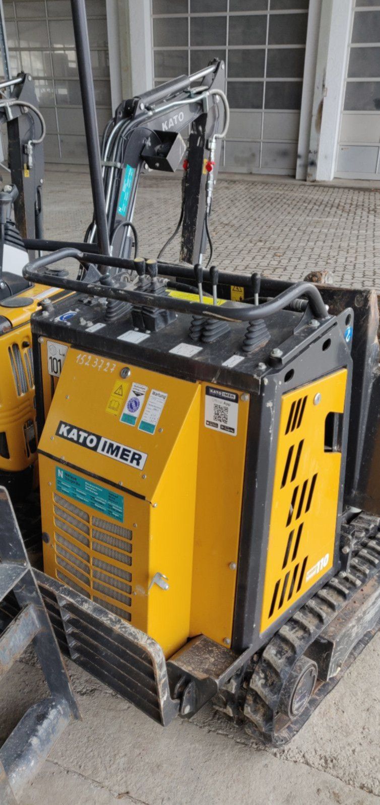 Raupendumper (Dreiseitenkipper) KATO (IHI) Carry 110 Raupendumper (Dreiseitenkipper) KATO (IHI) Carry 110 gebraucht kaufen