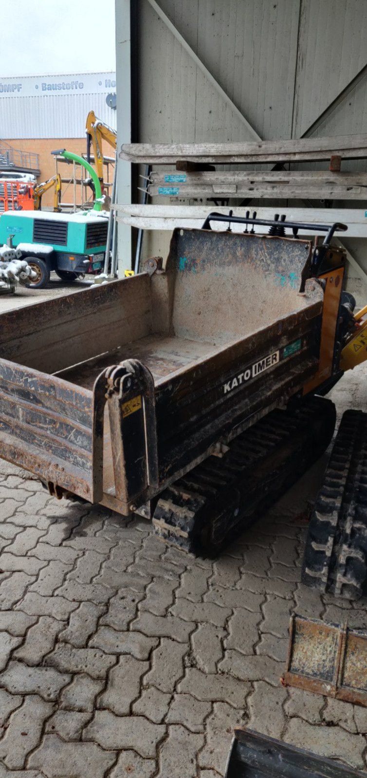 Raupendumper (Dreiseitenkipper) KATO (IHI) Carry 110 Raupendumper (Dreiseitenkipper) KATO (IHI) Carry 110 gebraucht kaufen