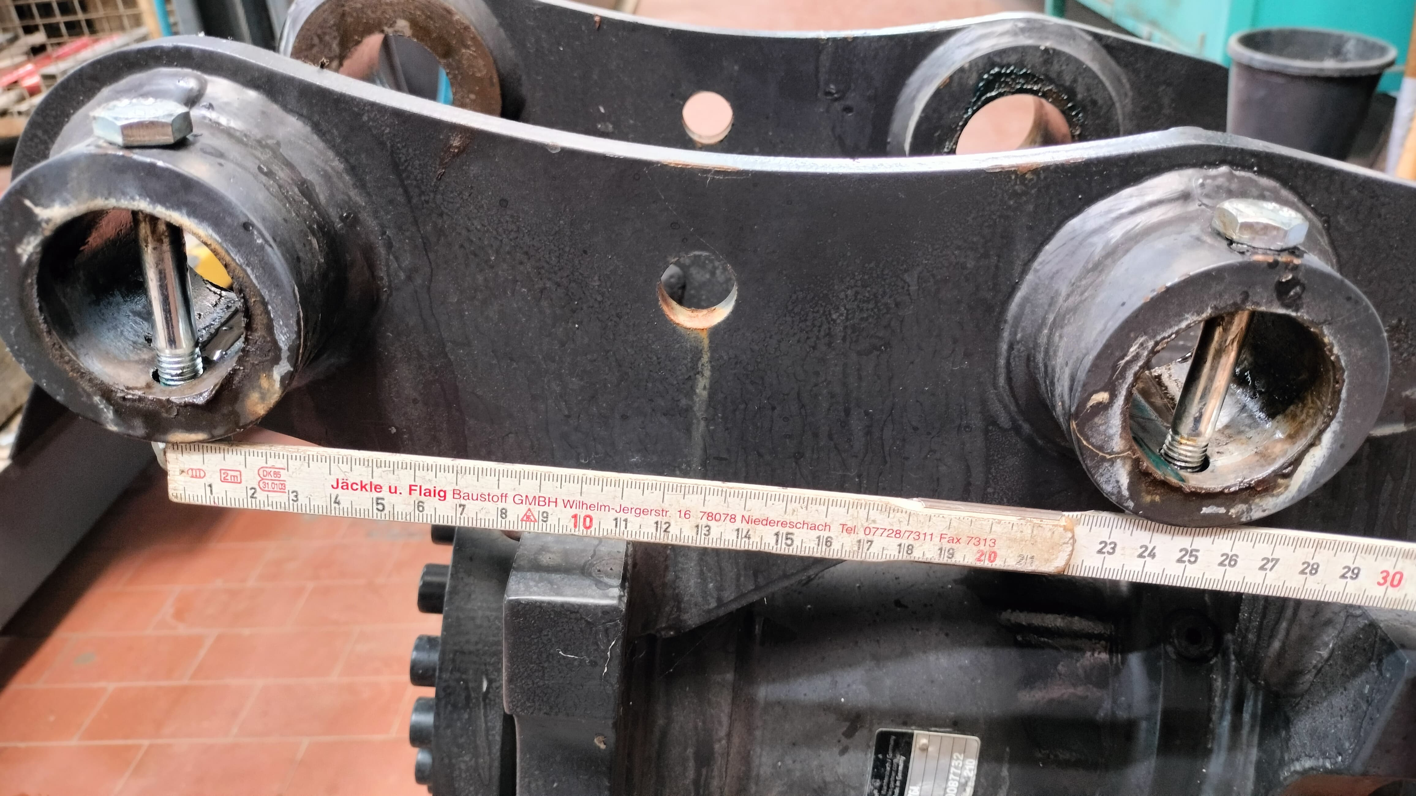 HKS Schwenkeinrichtung XTRA Tilt BVD 125 passend JCB 5-6 t HKS Schwenkeinrichtung "Powertilt" XTRA Tilt BVD 125 passend JCB 5-6 t