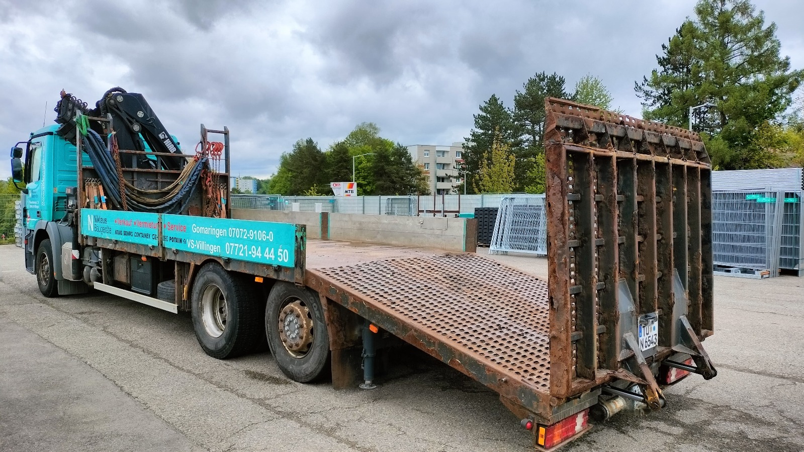 LKW Mercedes Benz Actros 2532L 930.1 mit Ladekran HIAB 288EP-5 gebraucht kaufen