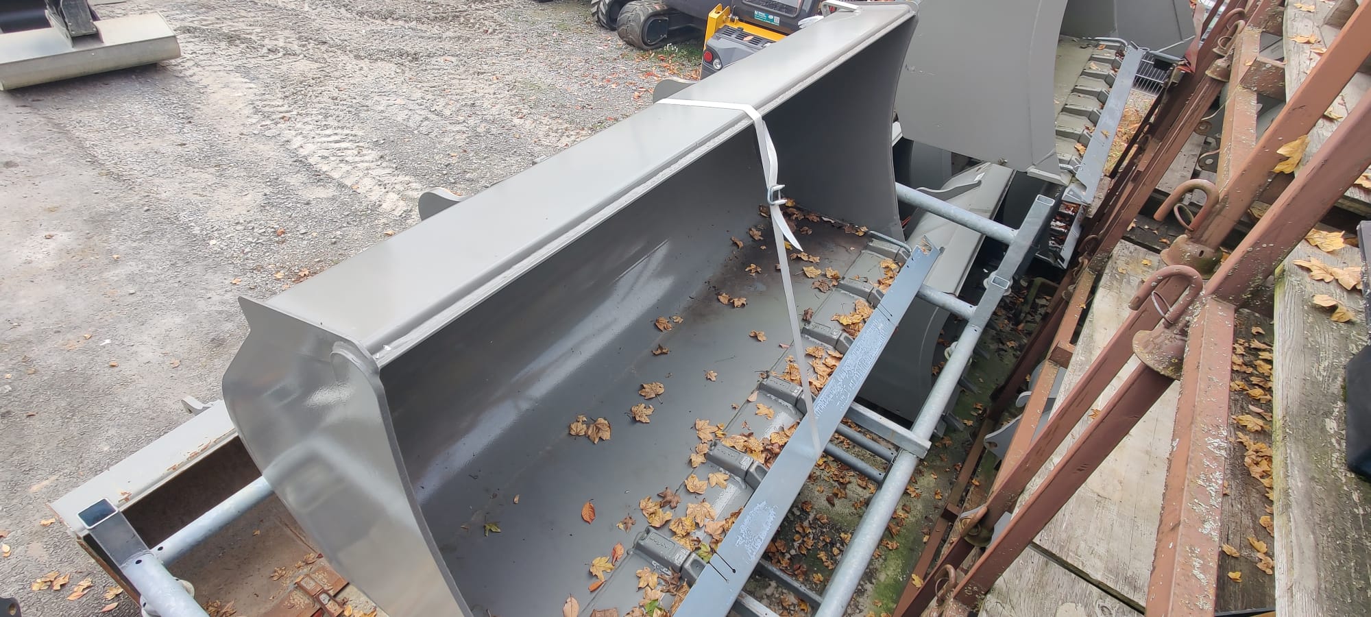 WEYCOR Ladeschaufel mit Zähne 1,0 cbm für Weycor AR 400, AR 420, AR 440, AR 480 WEYCOR Ladeschaufel mit Zähne 1,0 cbm für Weycor AR 400, AR 420, AR 440, AR 480 gebraucht kaufen