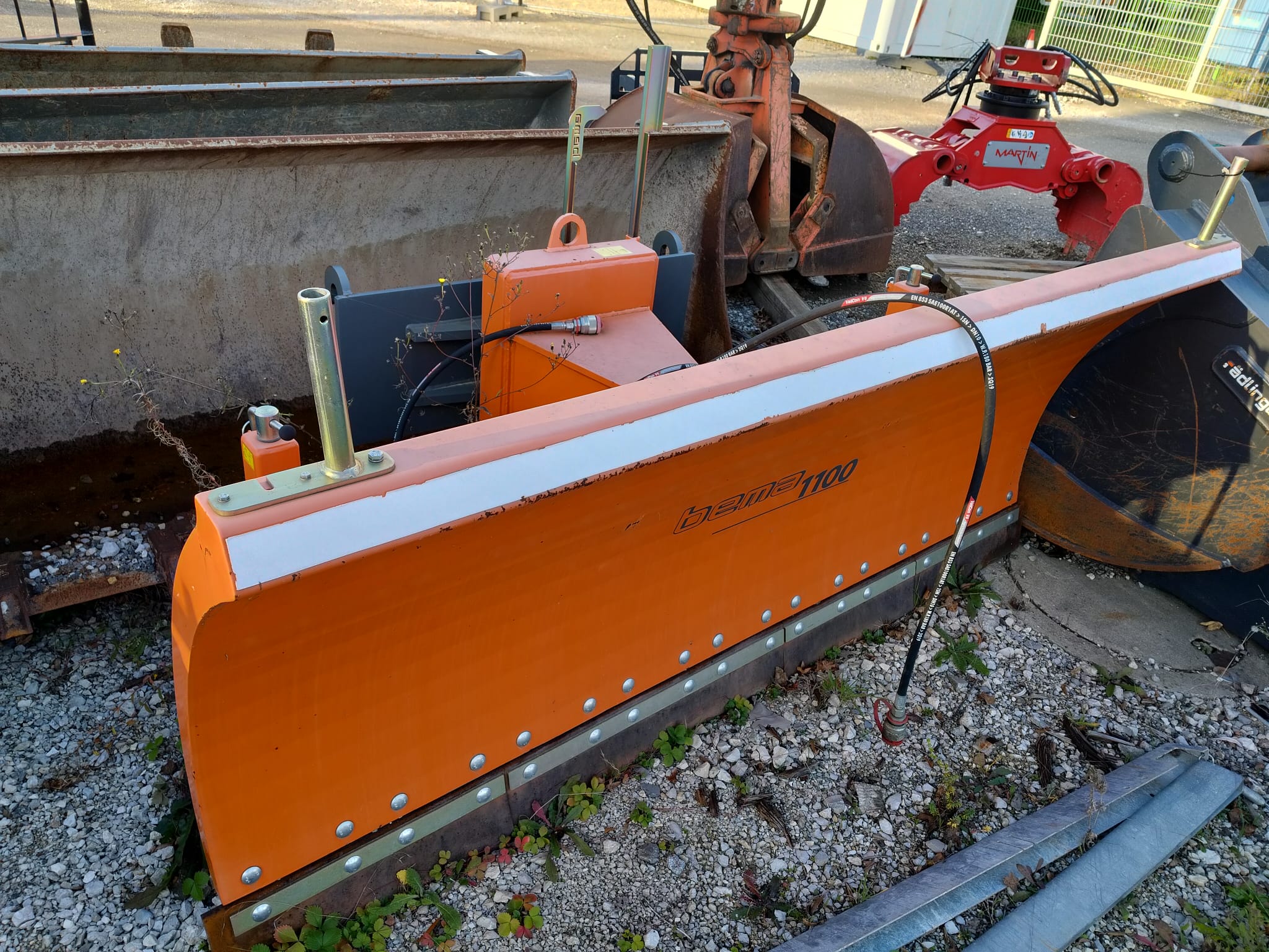 Schneeschild bema 1100 Typ 2250 mit Atlas Aufnahme