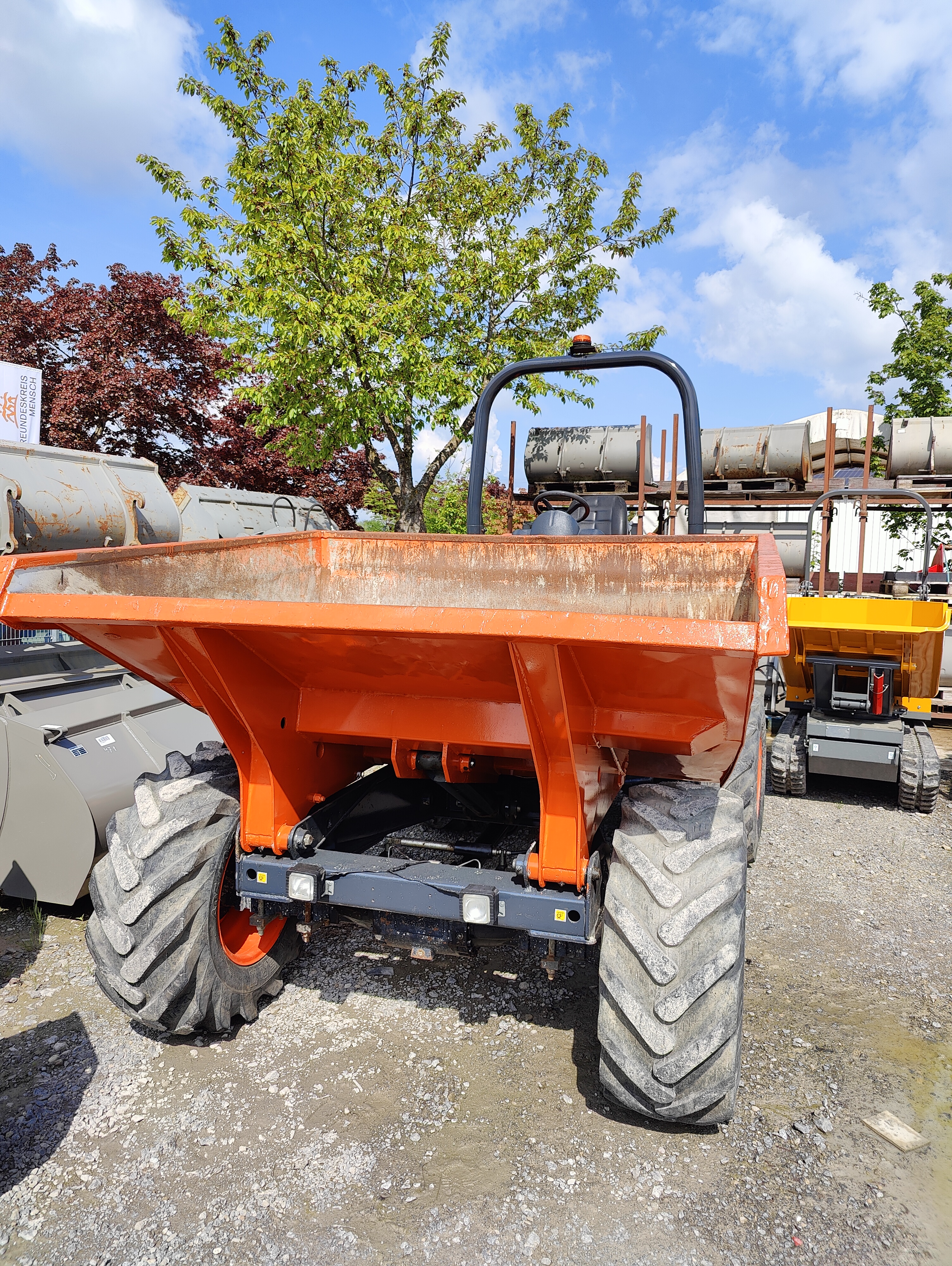 Dumper AUSA D600