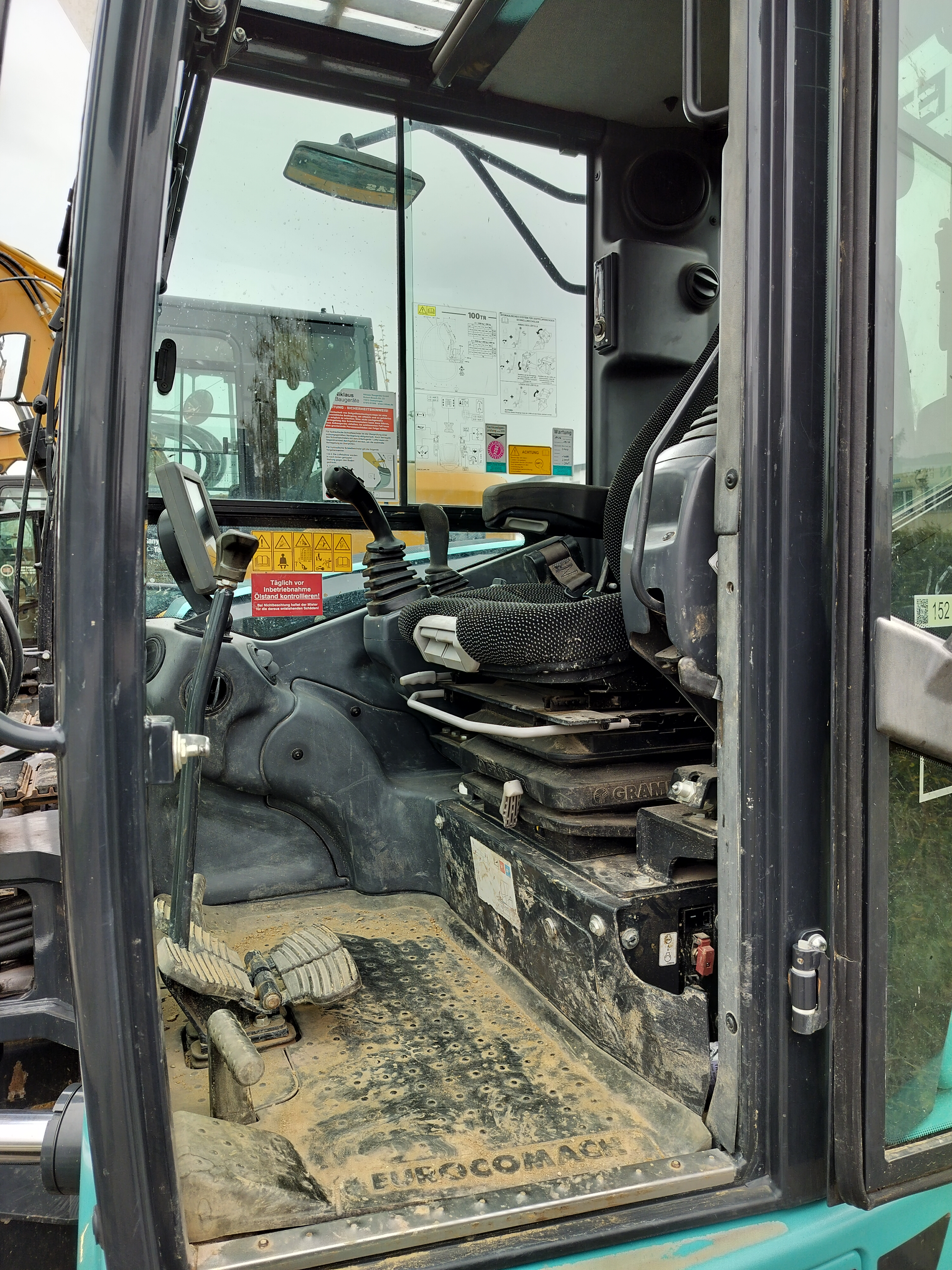 Minibagger EUROCOMACH ES 100TR Verstellausleger Minibagger EUROCOMACH ES 100TR Verstellausleger gebraucht kaufen