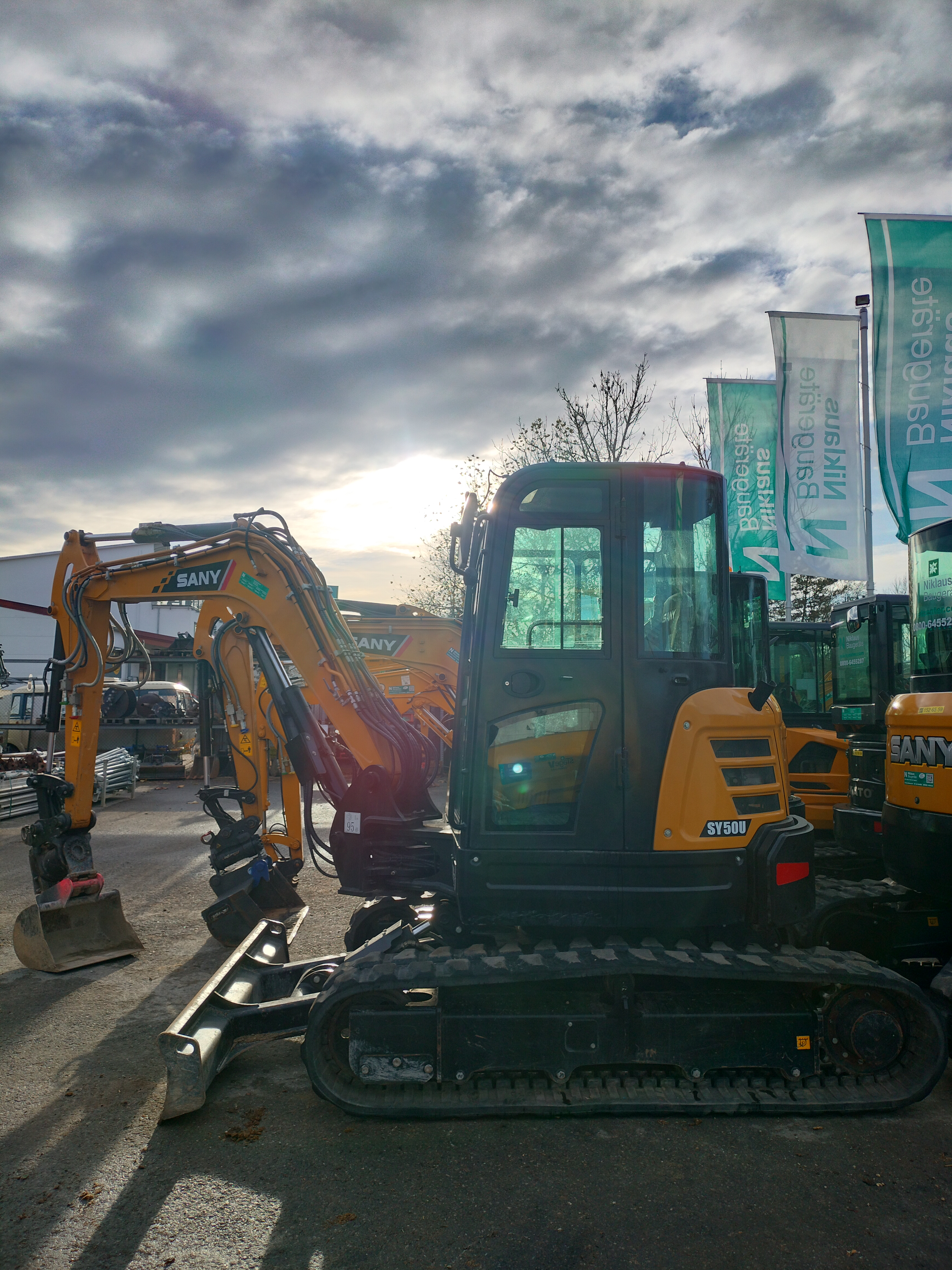 Minibagger Sany SY 50U Tilt Minibagger Sany SY 50U mit tilt gebraucht kaufen