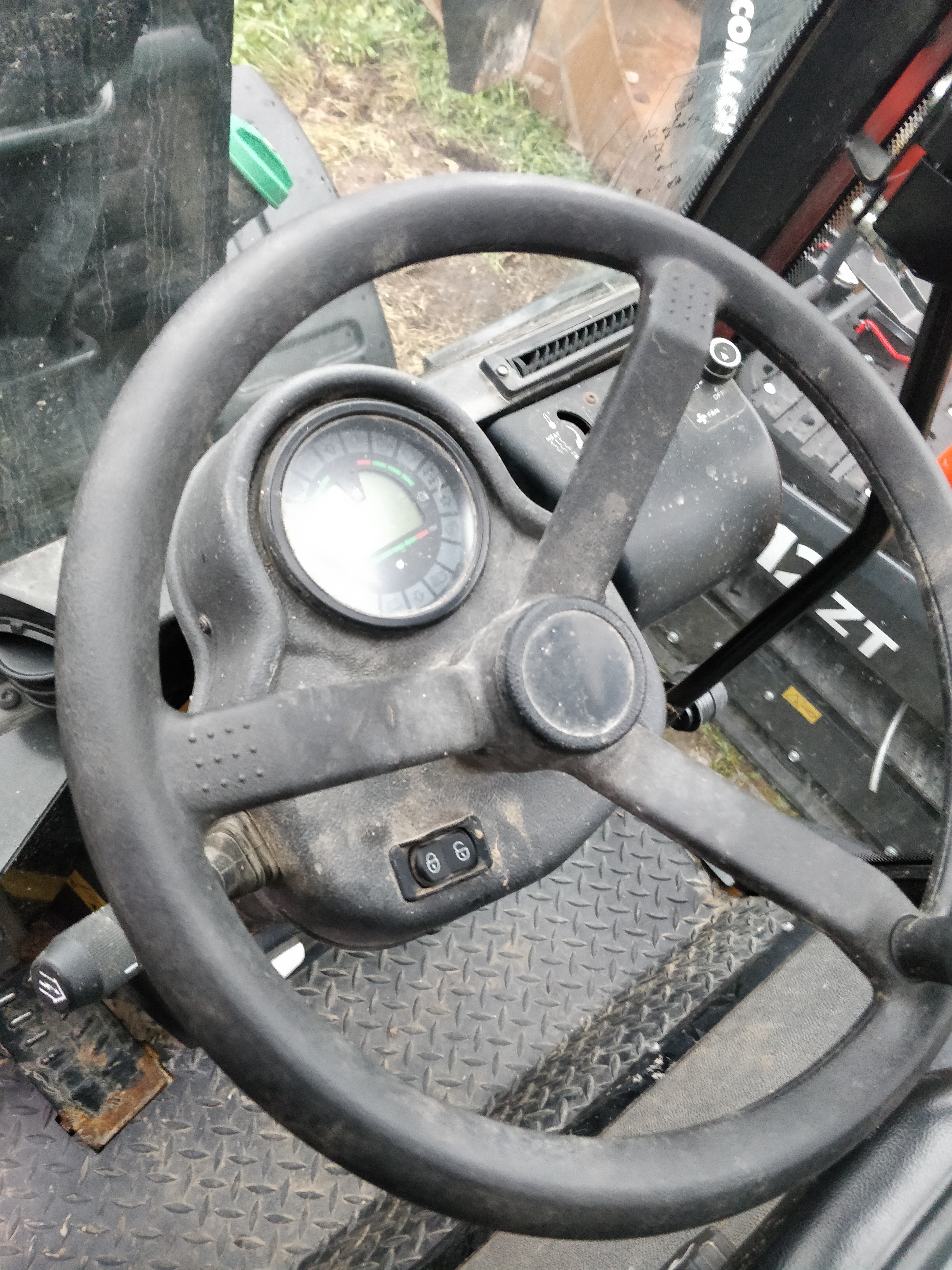 Hoflader Gehl 340 mit Kabine gebraucht
