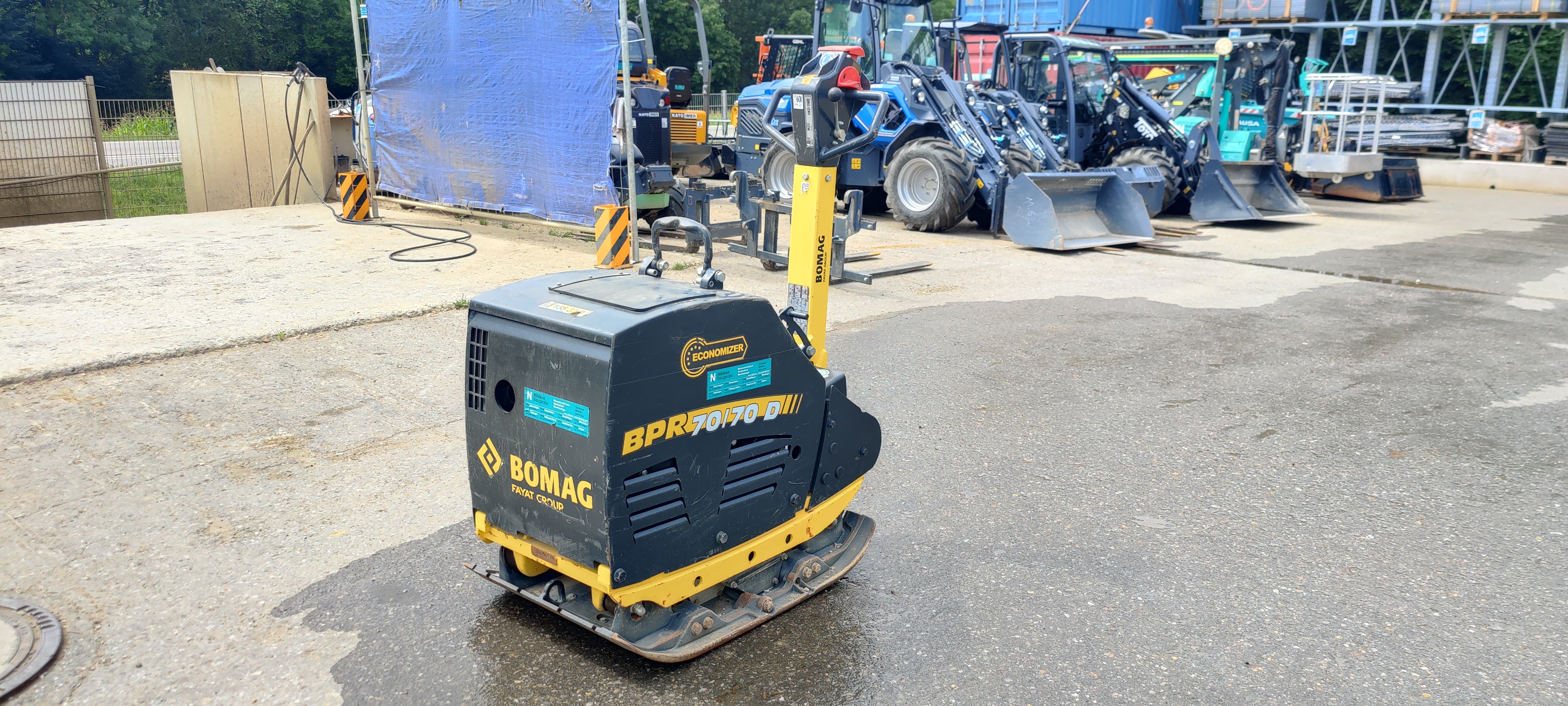 Rüttelplatte Bomag 70/70 D mit Economizer (Verdichtungsanzeige) und Tipcontrol Rüttelplatte Bomag 70/70 D mit Economizer (Verdichtungsanzeige) und Tipcontrol gebraucht kaufen