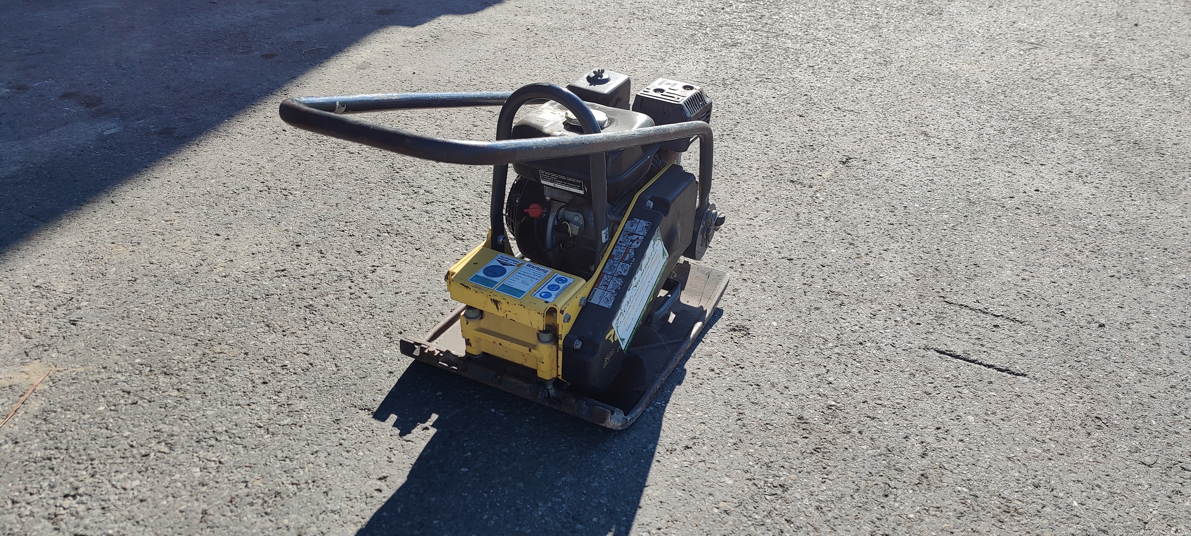 Rüttelplatte Bomag BP 18/45