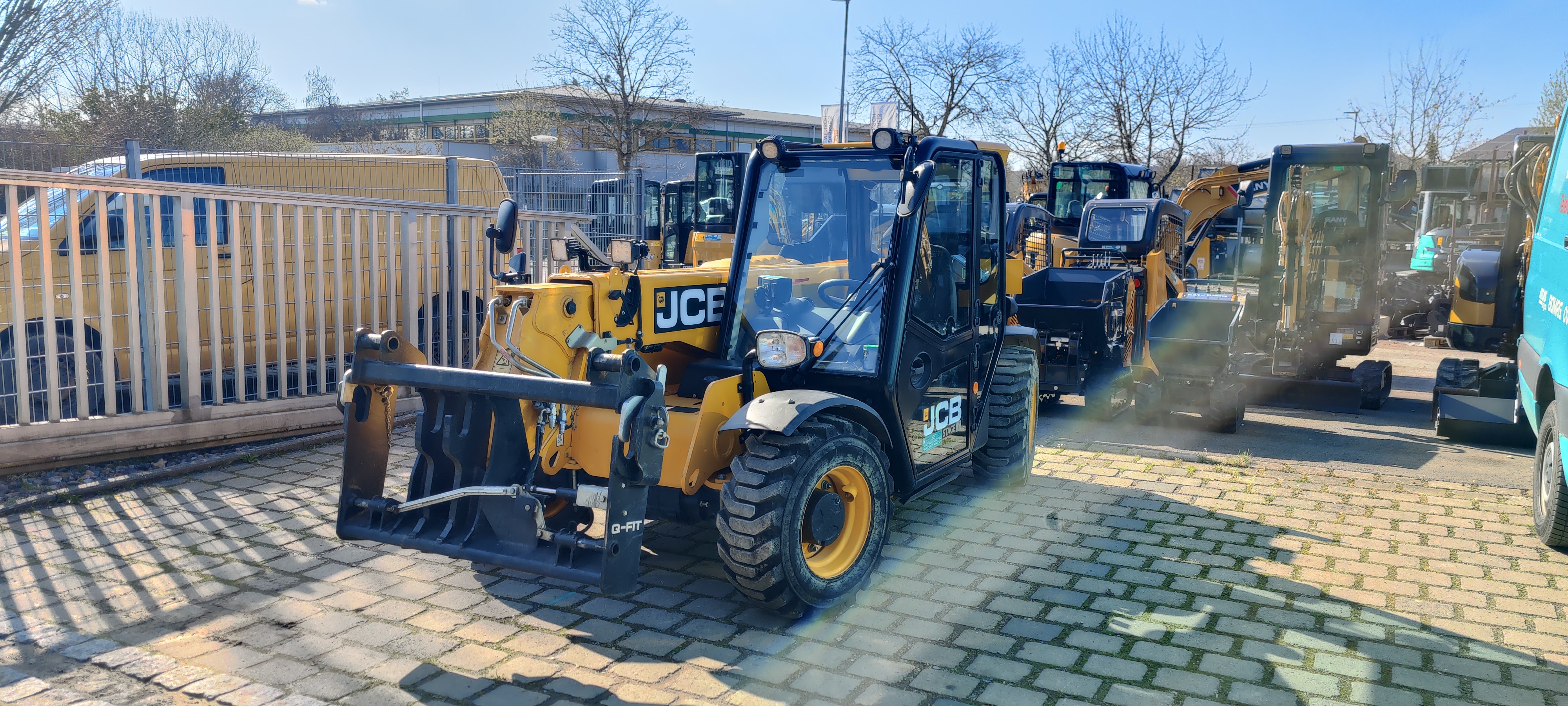 Teleskoplader JCB 525-60 Hi-Viz T5 gebraucht kaufen