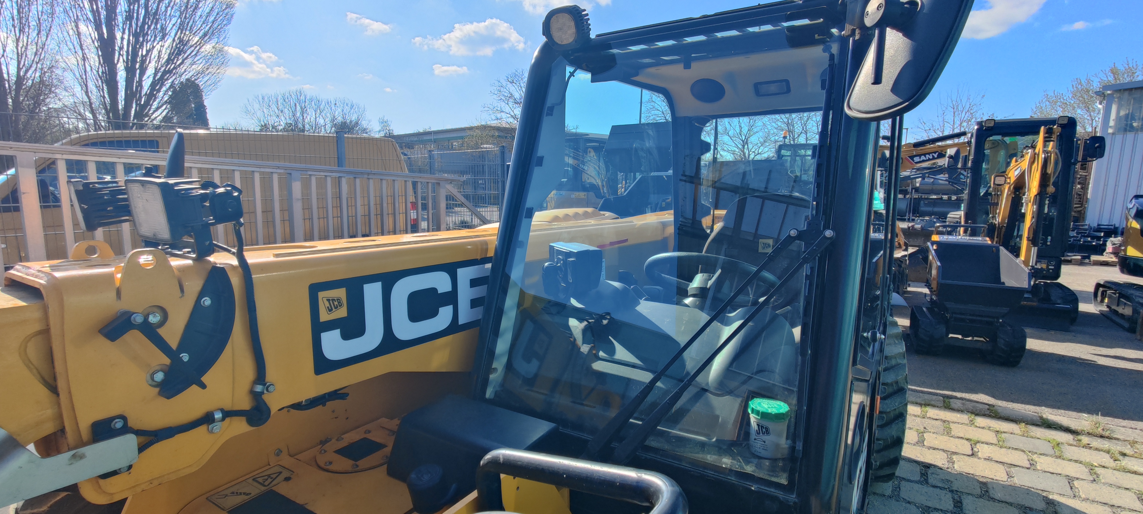 Teleskoplader JCB 525-60 Hi-Viz T5 gebraucht kaufen