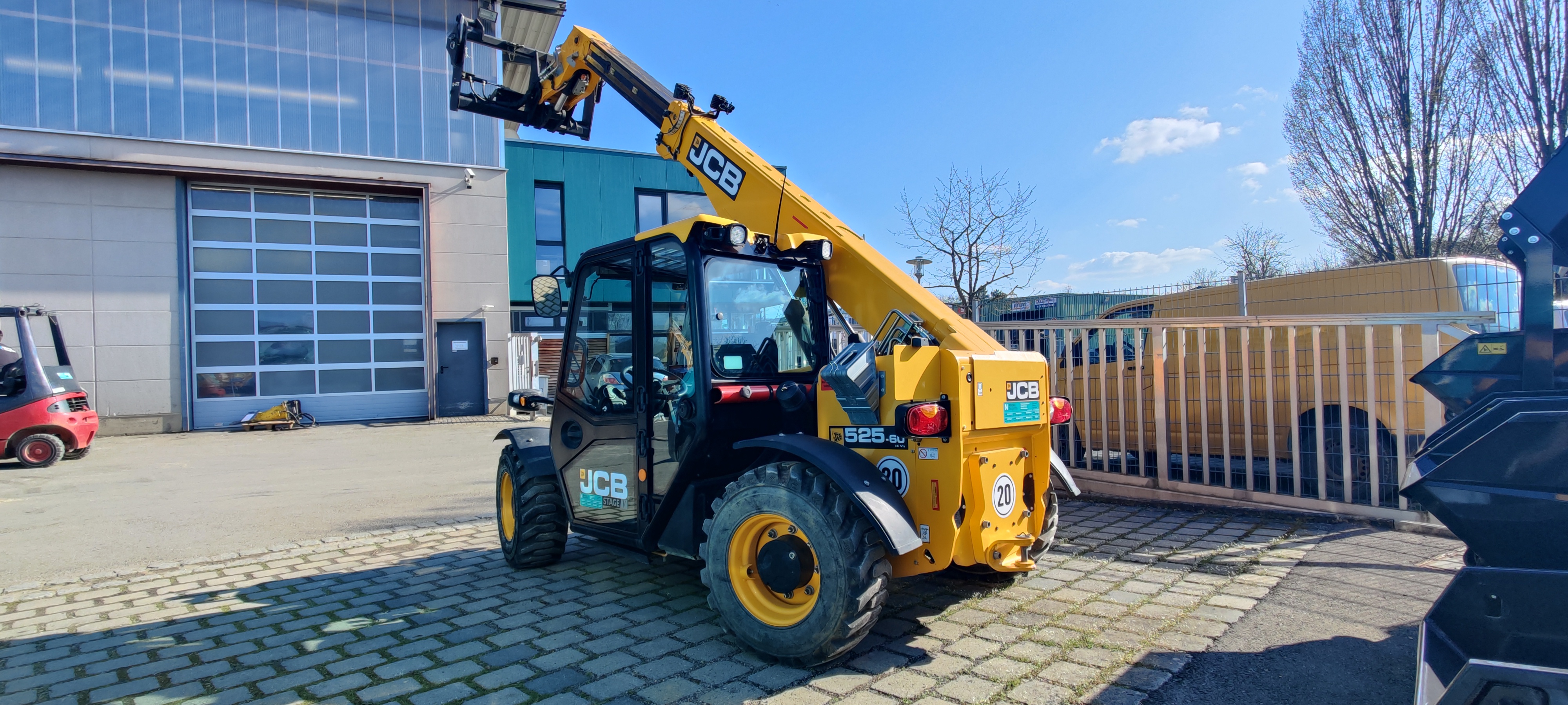 Teleskoplader JCB 525-60 Hi-Viz T5 gebraucht kaufen