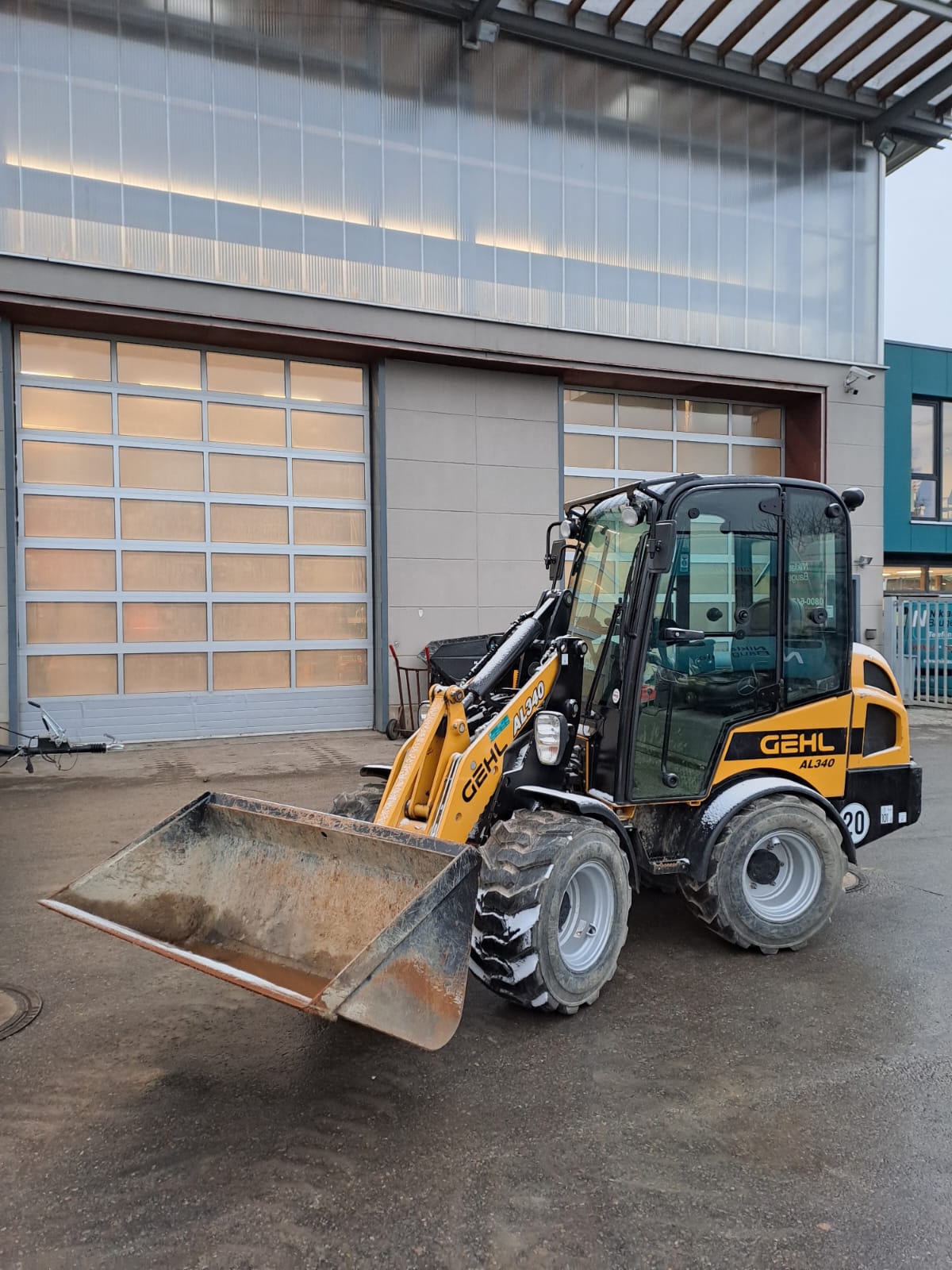 Hoflader Gehl 340 mit Kabine gebraucht