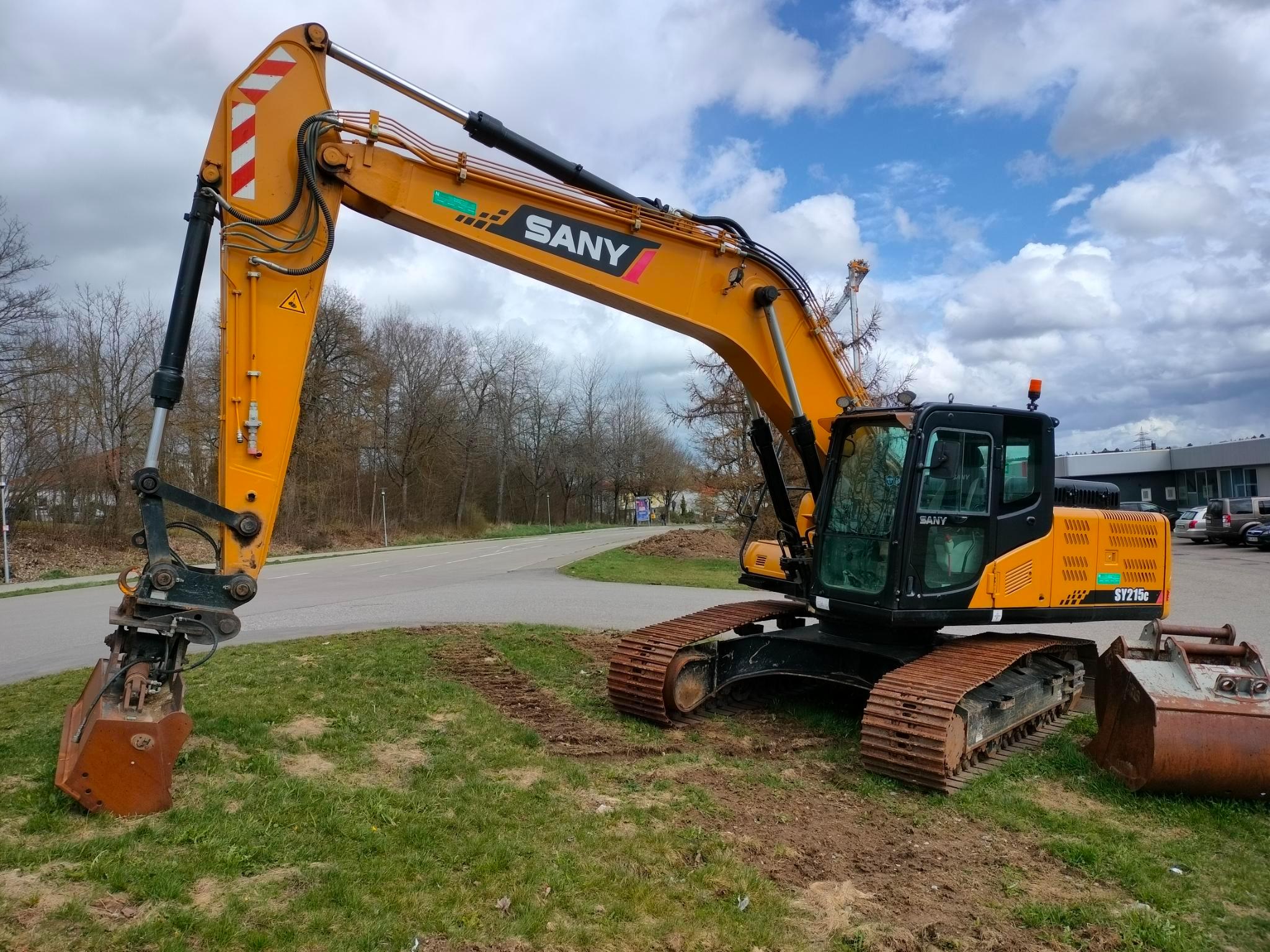 Raupenbagger Sany SY 215C Raupenbagger Sany SY 215C mit Oilquick gebraucht kaufen