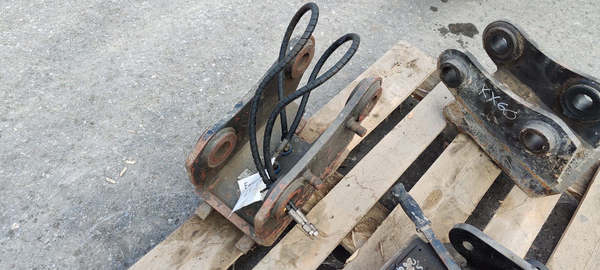 Schnellwechsler Henle QC03Hp hydraulisch doppelwirkend passend zu Eurocomach ES 65 TR