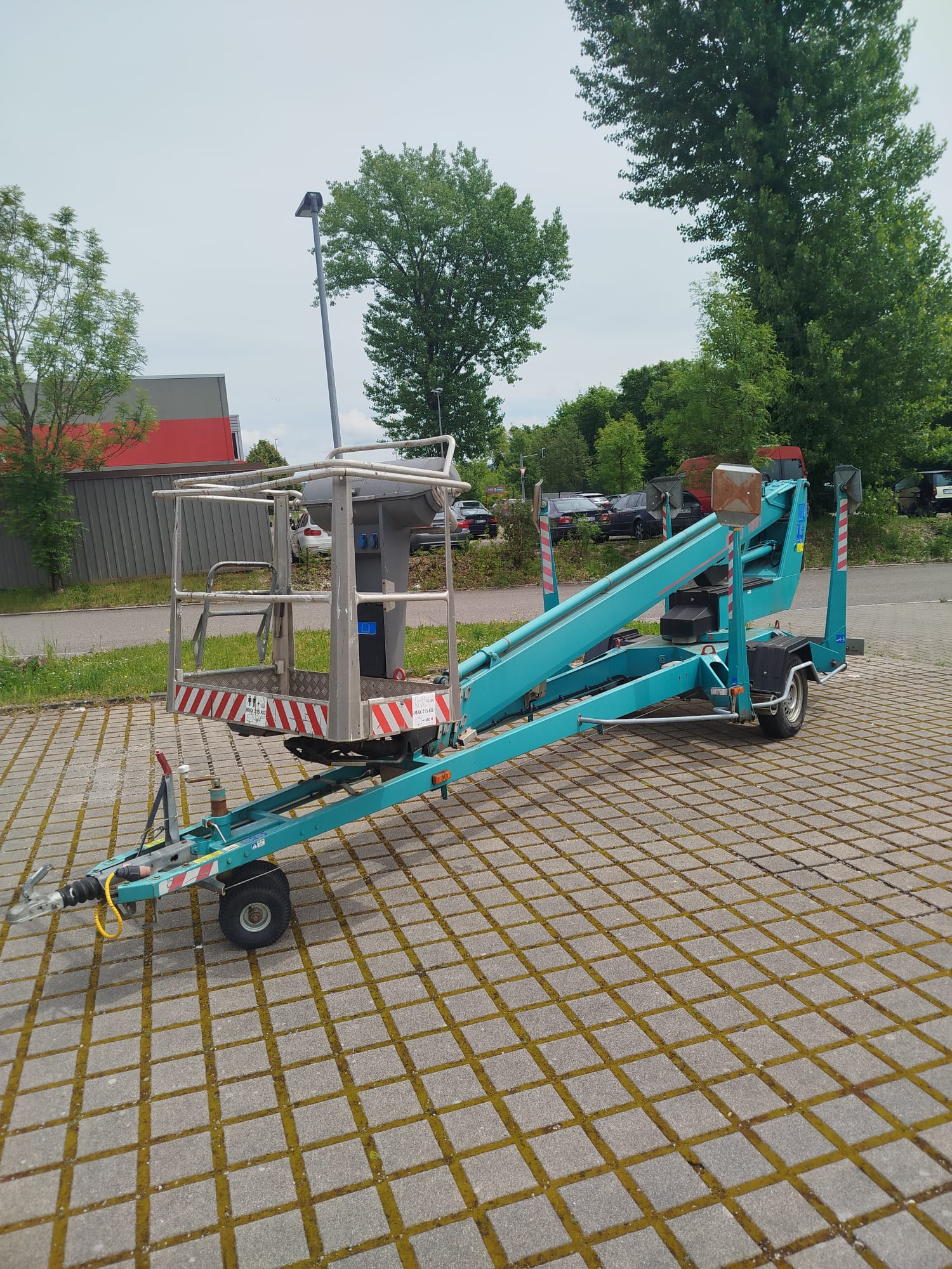 Anhänger-Arbeitsbühne DINO 180 T