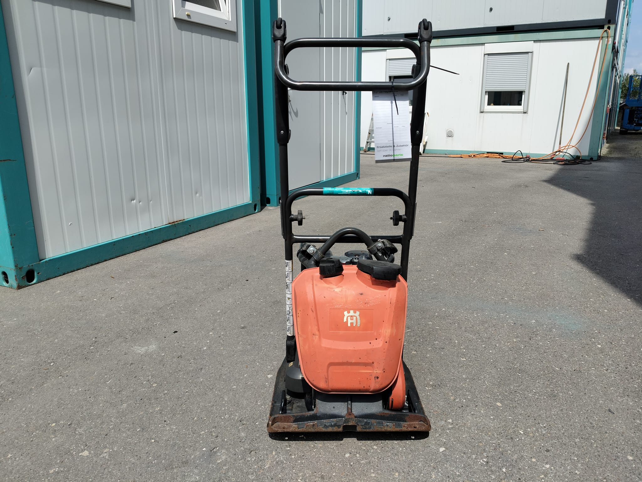 Rüttelplatte Husqvarna LF100 LAT