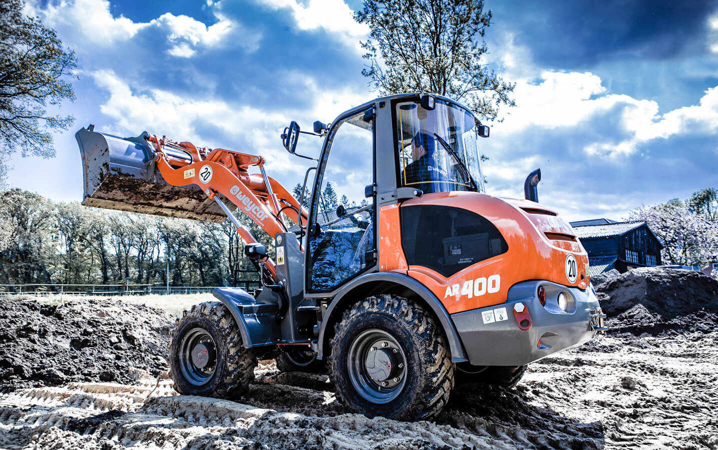 Radlader ATLAS Weycor AR 400 im Einsatz ATLAS Weycor AR 400 Radlader / Radlader bei Niklaus Baugeräte mieten