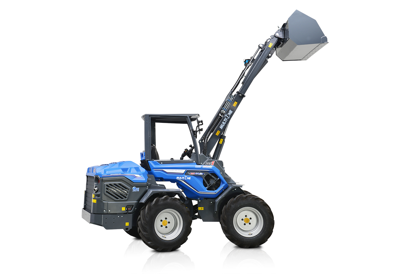 Radlader MultiOne 11.6 K im Einsatz MultiOne 11.6 K Radlader / Radlader bei Niklaus Baugeräte mieten