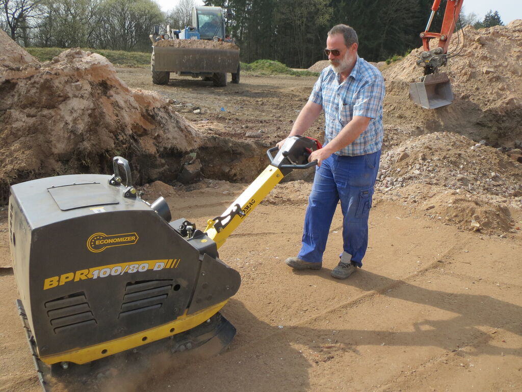 BOMAG Reversierbare Vibrationsplatte BPR 100/80 D BOMAG Reversierbare Vibrationsplatte BPR 100/80 D kaufen