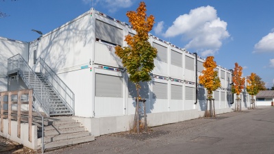 Containex-Container im Einsatz als vollwertiges Schulgebäude Containex-Container im Einsatz als vollwertiges Schulgebäude