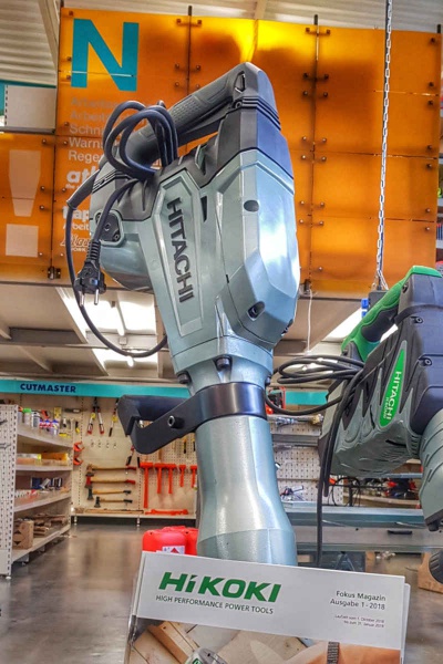 Der kraftvolle Abbruchhammer H 65 SD von Hitachi, das nun Hikoki heißt Der kraftvolle Abbruchhammer H 65 SD von Hitachi, das nun Hikoki heißt