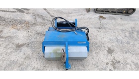 Kehrmaschine mit Multione/Avant Aufnahme 1.000 mm gebraucht kaufen